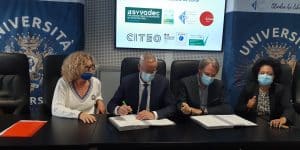 Les représentants des signataires